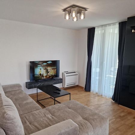 Petkov5Ki.Luxuryapartments Skopje Room photo